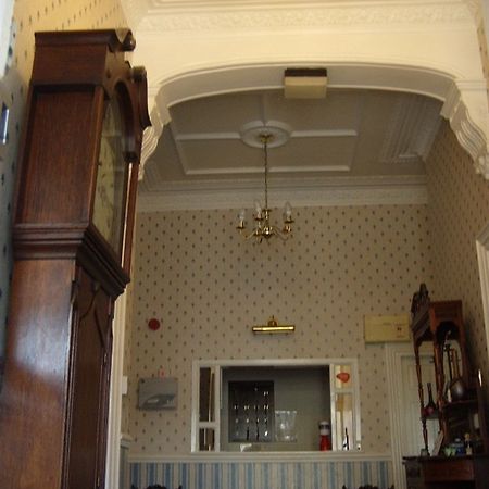 Whitworth Falls Hotel Southport Esterno foto