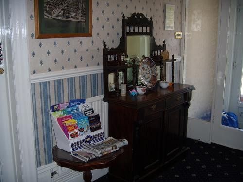 Whitworth Falls Hotel Southport Esterno foto