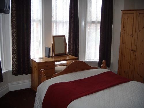 Whitworth Falls Hotel Southport Esterno foto